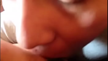 Preview 1 of Ten Petite - Chup&aacute_ndole las tetas a mi mujer