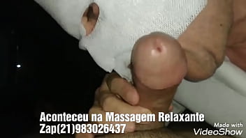 Preview 3 of Sunny Leone Undressing Her Self - Homem Bonito/Gostoso