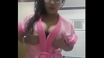 Preview 1 of Sunny Leon Xxx On Beeg - Sexy babe want to be fucked