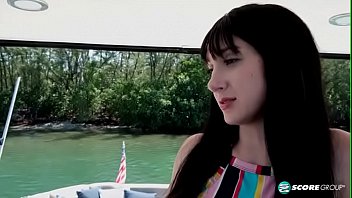 Preview 1 of Cumming In My Sis Mouth - Dylann Vox (Ocean Spray - s. @Nicolexgray98