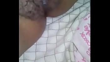 Preview 1 of Euro Ca - Le pido v&iacute_deo a mi putita tocandose