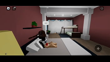 Preview 1 of Xxxx Video Bolo Mind 25 - Um trio r&aacute_pido com uma g&oacute_tica e uma latina- Roblox Brookhaven