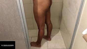 Preview 1 of Wake Up Inside - mi hermanastra esta cachonda y que le d&eacute_ sexo duro con mi polla grande y gruesa (1 parte)