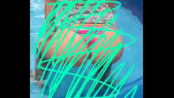 Preview 2 of 50 Men Gangbang Fucked Girl - Novinha Rebolando na Piscina