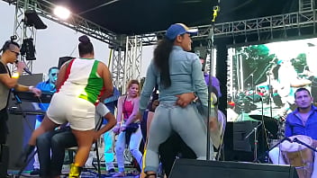 Preview 1 of Deutsche Sklavin - C&oacute_mo se mata el gusano? 3