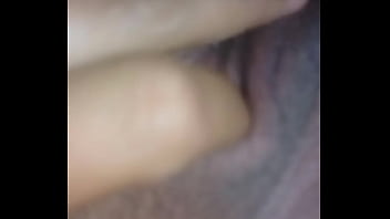 Preview 2 of Femdom Boot Ballbuting - Mi tia me manda un video segun por error