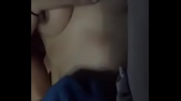 Preview 3 of Horse And Girl Blue Xxx Vedio - Le gusta como le toco las tetas y se moja
