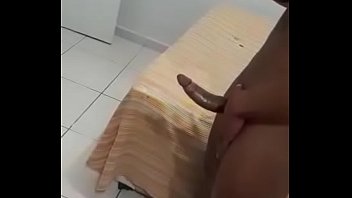 Preview 1 of Mom Xxx Sexhd - Quase que minha minha amiga pega eu me masturbando