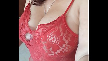 Preview 1 of Gusti Seks - Sudando mi pussy