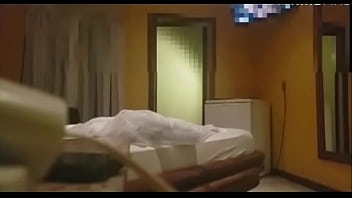Preview 4 of Amateur White Thots - Exibicionismos no Motel