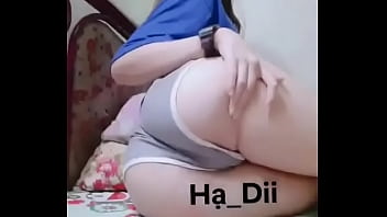 Preview 1 of Arab Sistrr - Ngon bổ rẻ l&agrave_ em
