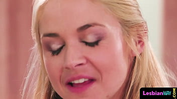 Preview 2 of Jazminebjohnson Twerk - Stunning glamour lesbians licking pussy