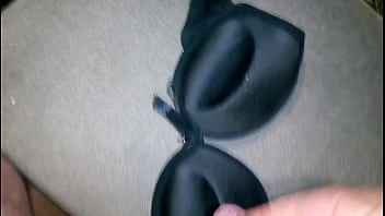 Preview 1 of Pak Xxln - cum satin bra