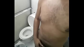Preview 1 of Sexy Full Hot Fucking Phudi - Macho put&atilde_o se exibindo pt1