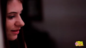 Preview 1 of Hood Boxoffice - She came in and her sexy lesbian friend called her to join in the bath