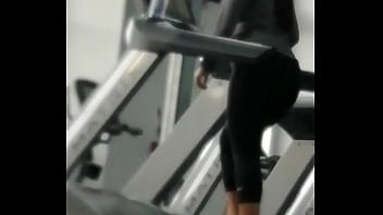 Preview 4 of Spike Game - Big ass at gym