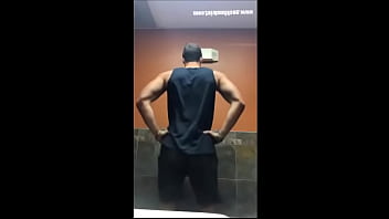 Preview 1 of College Teen Hd - Muscle Hotboy dancing
