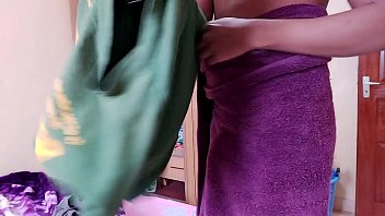 Preview 3 of Gay Whati - Usinichungulie Nikitoa Nguo