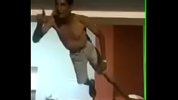 Preview 3 of Gujar Khan Calog Xxxx V - peter pan putasso com as pessoas que nao o deixam assistir futebol