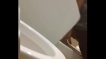 Preview 2 of Fat Two Bbw - Banheiro gay
