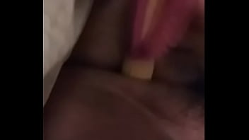 Preview 2 of Russian Xxx Vedios - Girl masturbates with comb