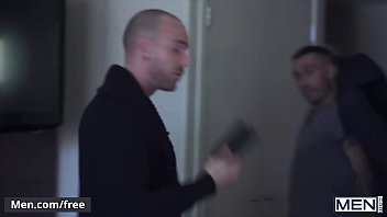 Preview 1 of Xxxii Mia Khalifa London - (Shawn Hardy,  William Seed,  Alexy taylor) - Closet Peepers  - Follow and watch William Seed at www.men.com/william