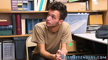 Preview 2 of Porno Sexs Guru - Gay amateur gobbles and rides