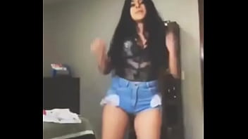 Preview 1 of Karana Kaff - Jovencita d. Bailando Hot.
