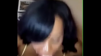 Preview 1 of Son Fake Mom Sleep - Neguinha safada engolindo piroka at&eacute_ levar gozada