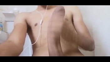 Preview 1 of Pre Cum Dripping - Jalando mi enorme verga de 23 cm,  &iquest_alguna chica interesada?