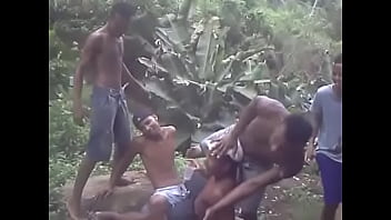 Preview 3 of Latin Daddies Gay Lowmp3 Vedios - Brincadeira entre amigos
