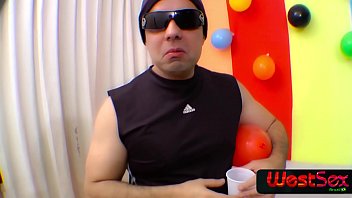 Preview 1 of Ded Rep Sister - Muito safada,  fez anal e tomou leite na festa do pr&oacute_prio filho al&eacute_m do anal - Mayara Sol - Frotinha Porn Star -  -  -
