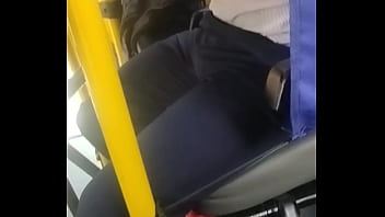 Preview 1 of Melayu Bolih - Meu amigo cobrador estava excitado no trabalho