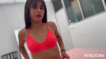 Preview 1 of Girl Cat Xxx - PutaLocura - Torbe se corre en el co&ntilde_o de la sexy teen latina Mells Blanco