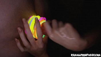 Preview 2 of Avakoxx And Darby Mom And Joedi - Kendall Karson makes him glow