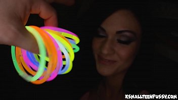 Preview 1 of Avakoxx And Darby Mom And Joedi - Kendall Karson makes him glow
