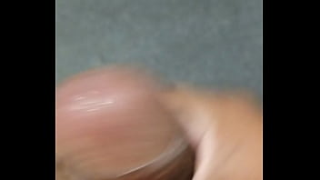 Preview 2 of Skeet Dance Hentai - Mastubandome en el trabajo