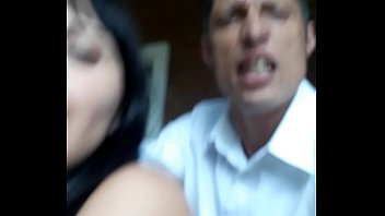 Preview 4 of Office Worker Xnnxxx - Vagninho e Anny Fernandez del&iacute_cia essa gata dando ao ar livre no s&iacute_tio por traz e levando dedada no cuzinho e pau no pelo tatuada gostosa magrinha tes&atilde_o pra matar a saudade