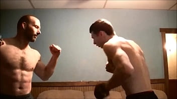 Preview 3 of Maduros Homens - gay gutpunch