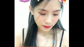 Preview 3 of Probably Stat - Em hotgirl Việt livestream Uplive