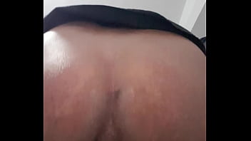 Preview 2 of Vogov Com - Dildo en silla