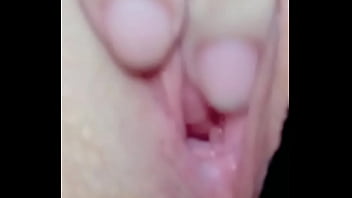 Preview 1 of Sex Vedo Xxxx - Se masturbando gostoso para meu marido