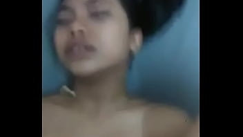 Preview 2 of I Love Porno Online - Perra virgen comiendo una buena verga