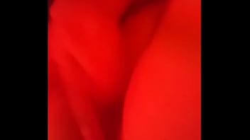 Preview 2 of Xxxxi Desi Vdo - MA PETITE CHATTE VIERGE EST MOUILLE