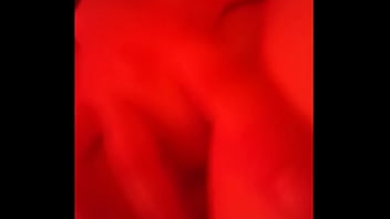 Preview 3 of Xxxxi Desi Vdo - MA PETITE CHATTE VIERGE EST MOUILLE
