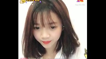 Preview 4 of Ofice Saxx Video - Em nữ sinh dễ thương livestream Uplive