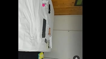Preview 3 of Human Toilet Porn - Culona con curvas web cam