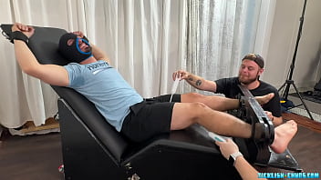 Preview 2 of Pashto Small Boy Xnxx Video - Giggly Alejandro Returns To Ask For Sadistic Tickles