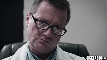 Preview 3 of Mesir Sex Aitdoor - Bad doctor was fucked a big tits mature and assistant