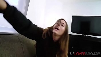 Preview 1 of 30 Sec Xxx Video - Remote Reaming With Teen Brunette Stepsister- Abbie Maley